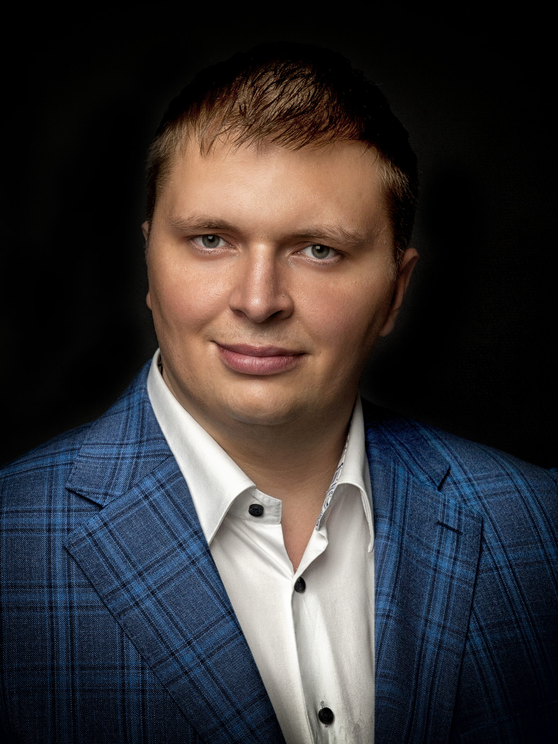 Łukasz Wudyka portret pionowy